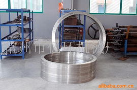 常州市億環(huán)機(jī)械廠 深耕管道系統(tǒng)與機(jī)械設(shè)備研發(fā)，打造高效可靠的工業(yè)解決方案